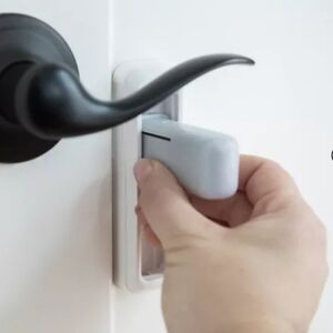 Regalo Door Lock (child safety)